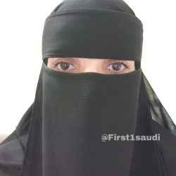 أول سعوديتين تحصلان على رخصة إرشاد الهايكنج