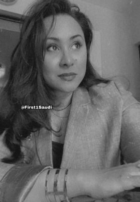 أول خريجة سعودية من جامعة باريس سكلاي في علم الحياة و الصحة