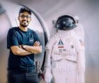 أول مهندس سعودي في وكالة ناسا الدولية للفضاء